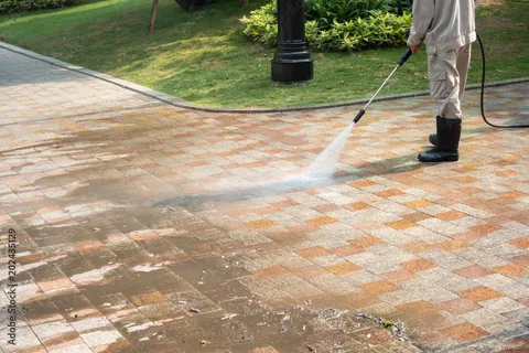 Pressure Washing in leon county, FL