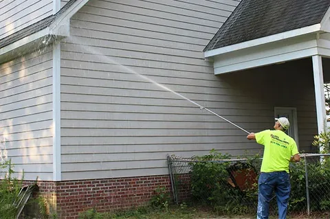 Need Top Rated Pressure Washing in Woodville, FL for Homes?